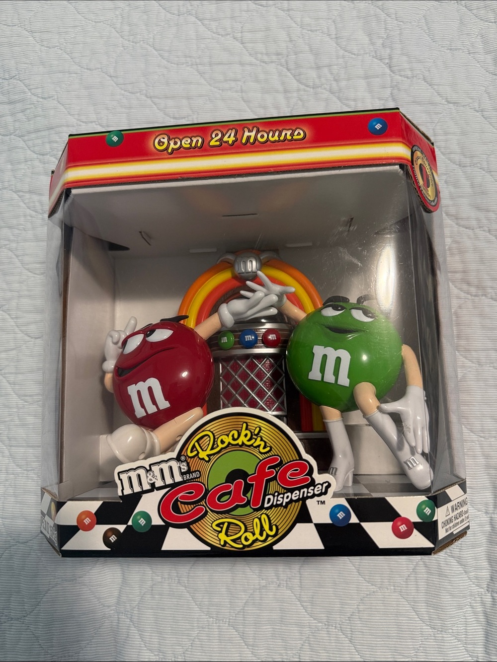 M&M'S Rock'n Roll Cafe Dispenser Toy - Red & Green